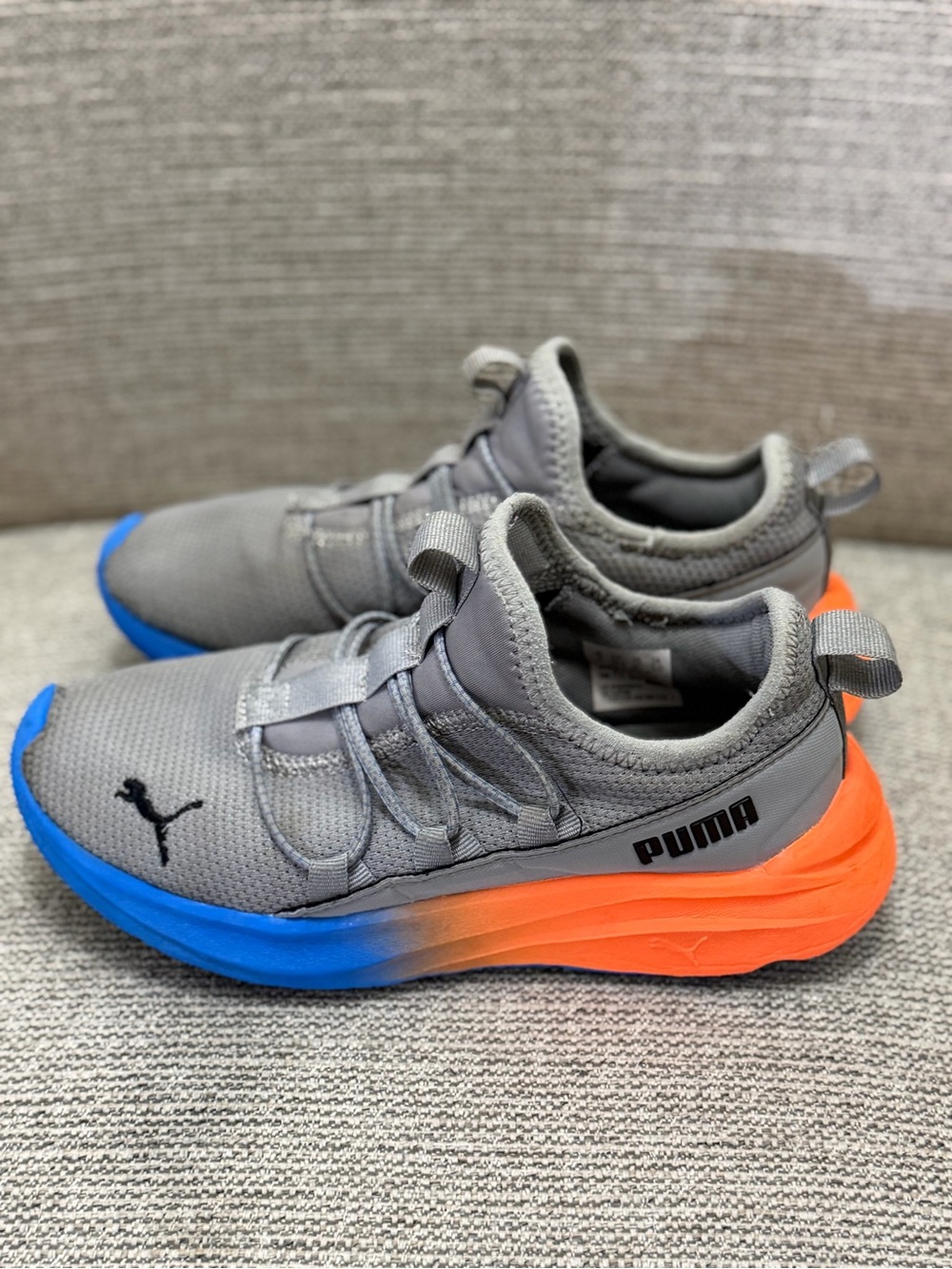 Puma Kids Gray Sneakers with Blue and Orange Gradient Sole